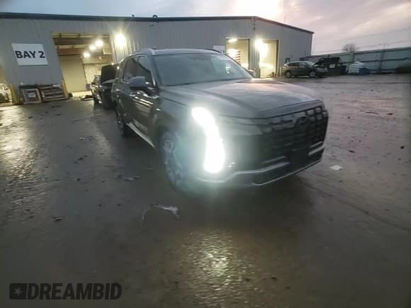 ✅ 2023 Hyundai Palisade SEL • VIN: KM8R4DGE9PU565818 • Лот: 82012374. Опубликован ранее на Copart с пробегом 24 350 миль. Бесплатный доступ к архиву аукционных продаж из США и подробный отчёт об истории автомобиля на DreamBid. Изображение 14.