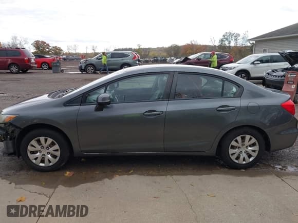 ✅ 2012 Honda Civic LX • VIN: 19XFB2F58CE024867 • Lot: 43601382. Listed on IAAI with 94,601 mi. Free auction sales archive from the USA and detailed vehicle history report at DreamBid. Image 15.