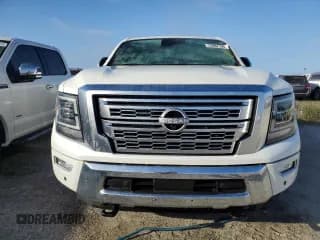 ✅ 2023 Nissan Titan Pro-4X • VIN: 1N6AA1FB7PN114815 • Lot: 74887194. Wystawiony na Copart z przebiegiem 13 896 mil. Bezpłatny archiwum sprzedaży aukcyjnych z USA i szczegółowy raport historii pojazdu na DreamBid. Zdjęcie 5.