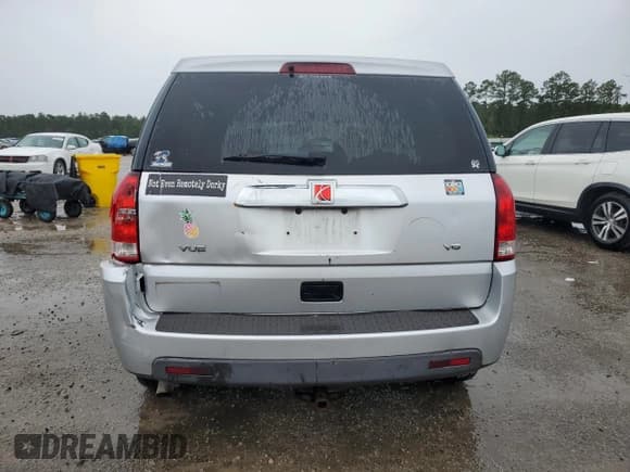 ✅ 2006 Saturn VUE • VIN: 5GZCZ53406S850110 • Lot: 71220374. Wystawiony na Copart z przebiegiem 147 273 mil. Bezpłatny archiwum sprzedaży aukcyjnych z USA i szczegółowy raport historii pojazdu na DreamBid. Zdjęcie 6.