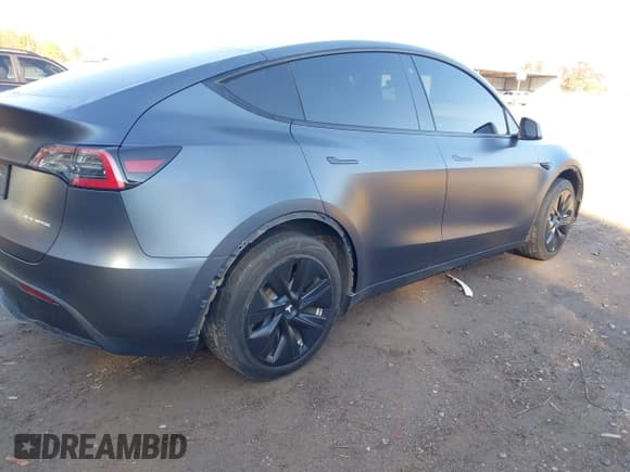 ✅ 2020 Tesla Model Y Long Range • VIN: 5YJYGDEE1LF037283 • Lot: 43533982. Listed on IAAI with 72,659 mi. Free auction sales archive from the USA and detailed vehicle history report at DreamBid. Image 4.