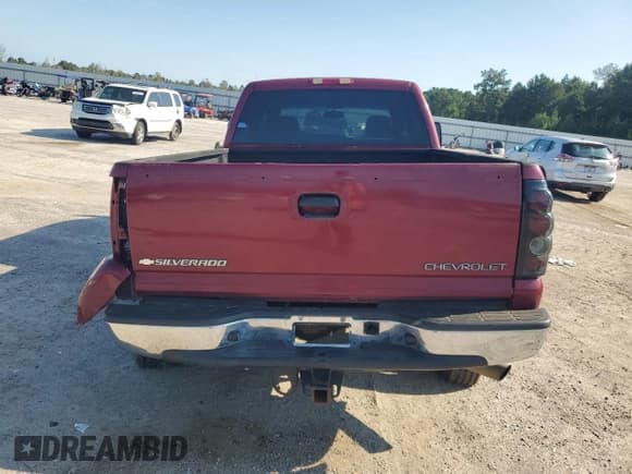 ✅ 2004 Chevrolet Silverado 2500HD LT • VIN: 1GCHC23184F119895 • Lot: 69096485. Listed on Copart with Not provided. Free auction sales archive from the USA and detailed vehicle history report at DreamBid. Image 6.
