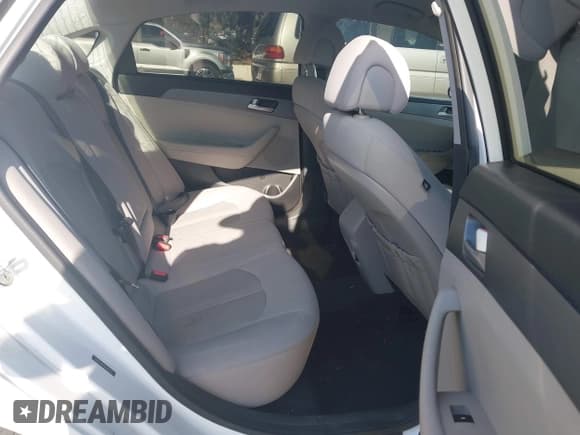 ✅ 2016 Hyundai Sonata 2.4L • VIN: 5NPE24AF0GH316764 • Лот: 43704488. Опубликован ранее на IAAI с пробегом 123 911 миль. Бесплатный доступ к архиву аукционных продаж из США и подробный отчёт об истории автомобиля на DreamBid. Изображение 8.