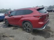 ✅ 2022 Toyota Highlander XSE • VIN: 5TDJZRAH1NS111728 • Lot: 92873695. Wystawiony na Copart z przebiegiem 167 896 mil. Bezpłatny archiwum sprzedaży aukcyjnych z USA i szczegółowy raport historii pojazdu na DreamBid. Zdjęcie 2.