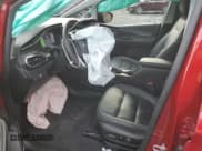 ✅ 2023 Chevrolet Bolt EV 2LT • VIN: 1G1FX6S07P4160071 • Lot: 82125634. Wystawiony na Copart z przebiegiem 14 672 mil. Bezpłatny archiwum sprzedaży aukcyjnych z USA i szczegółowy raport historii pojazdu na DreamBid. Zdjęcie 7.