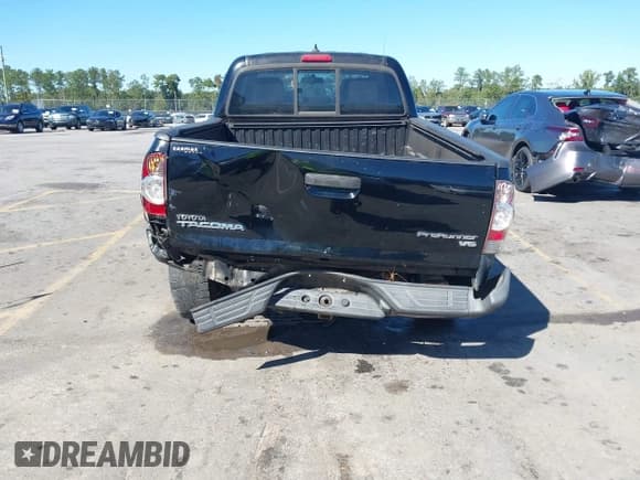 ✅ 2015 Toyota Tacoma PreRunner • VIN: 5TFKU4HN1FX007298 • Lot: 43449436. Wystawiony na IAAI z przebiegiem 230 810 mil. Bezpłatny archiwum sprzedaży aukcyjnych z USA i szczegółowy raport historii pojazdu na DreamBid. Zdjęcie 16.