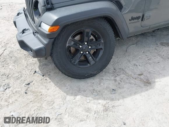 ✅ 2021 Jeep Wrangler Unlimited Sport S • VIN: 1C4HJXDG1MW594522 • Lot: 41715891. Wystawiony na IAAI z przebiegiem 88 821 mil. Bezpłatny archiwum sprzedaży aukcyjnych z USA i szczegółowy raport historii pojazdu na DreamBid. Zdjęcie 17.