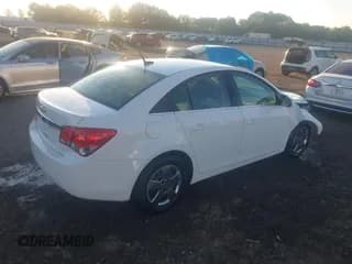 ✅ 2012 Chevrolet Cruze LS • VIN: 1G1PC5SH5C7245418 • Lot: 43382444. Listed on IAAI with 164,944 mi. Free auction sales archive from the USA and detailed vehicle history report at DreamBid. Image 4.