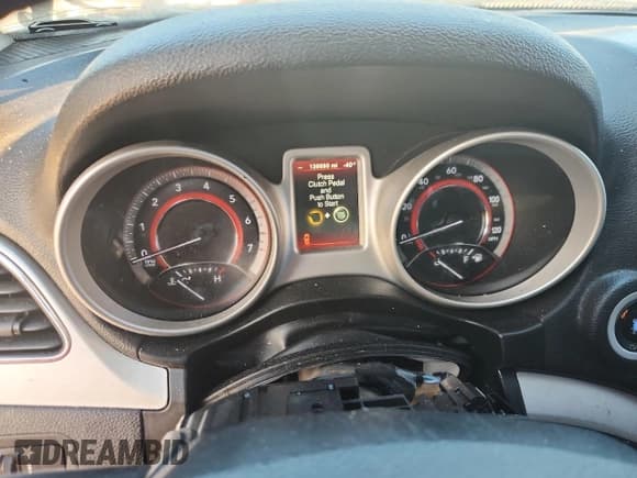 ✅ 2018 Dodge Journey GT • VIN: 3C4PDCEG0JT523565 • Лот: 87229885. Опубликован ранее на Copart с пробегом 136 680 миль. Бесплатный доступ к архиву аукционных продаж из США и подробный отчёт об истории автомобиля на DreamBid. Изображение 9.