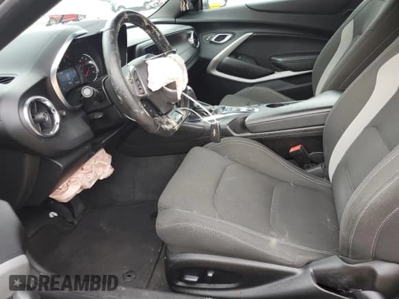 ✅ 2022 Chevrolet Camaro 1LT • VIN: 1G1FB3DX7N0104448 • Lot: 58868445. Wystawiony na Copart z przebiegiem 62 627 mil. Bezpłatny archiwum sprzedaży aukcyjnych z USA i szczegółowy raport historii pojazdu na DreamBid. Zdjęcie 7.