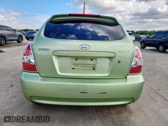✅ 2009 Hyundai Accent GS • VIN: KMHCM36C99U109112 • Лот: 61964465. Опубликован ранее на Copart с пробегом 123 245 миль. Бесплатный доступ к архиву аукционных продаж из США и подробный отчёт об истории автомобиля на DreamBid. Изображение 6.