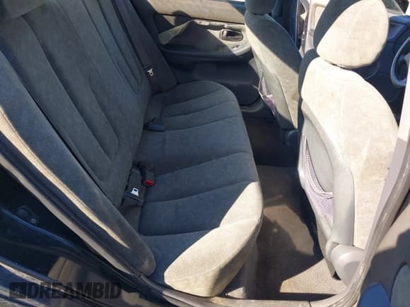 ✅ 2003 Hyundai Elantra GLS • VIN: KMHDN45D03U672297 • Lot: 41348203. Wystawiony na IAAI z przebiegiem 167 370 mil. Bezpłatny archiwum sprzedaży aukcyjnych z USA i szczegółowy raport historii pojazdu na DreamBid. Zdjęcie 8.