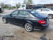 ✅ 2012 Mercedes-Benz C 300 Sport • VIN: WDDGF8BB6CR207668 • Lot: 43286103. Wystawiony na IAAI z przebiegiem 133 234 mil. Bezpłatny archiwum sprzedaży aukcyjnych z USA i szczegółowy raport historii pojazdu na DreamBid. Zdjęcie 15.