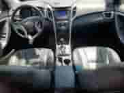 2017 Hyundai Elantra с VIN KMHD35LH8HU363329, выставлен на аукционе Copart как лот 64446855 с пробегом 73 779 миль миль и Списание • Salvage title. История ставок и продаж доступна на DreamBid. Изображение 8.