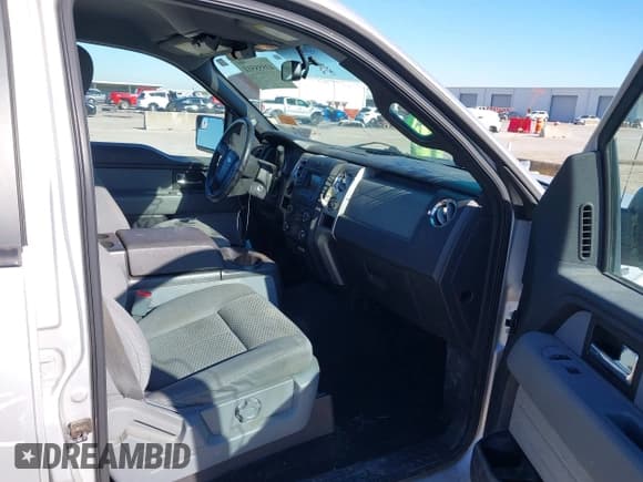 ✅ 2014 Ford F-150 XL • VIN: 1FTEW1CM6EKE26621 • Lot: 43555511. Listed on IAAI with 159,494 mi. Free auction sales archive from the USA and detailed vehicle history report at DreamBid. Image 5.