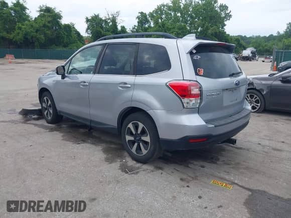 2017 Subaru Forester Limited with VIN JF2SJALC7HH521507, listed as a IAAI auction lot 42380182 with 60,733 mi miles and . Bid and sale history available at DreamBid. Image 3.