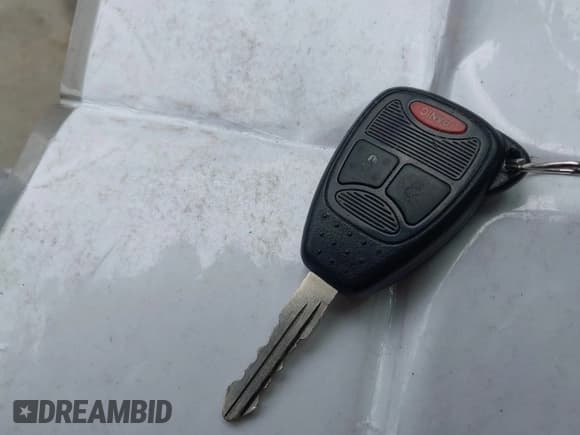 ✅ 2009 Dodge Nitro SE • VIN: 1D8GU28K49W510237 • Lot: 43697238. Wystawiony na IAAI z przebiegiem 155 588 mil. Bezpłatny archiwum sprzedaży aukcyjnych z USA i szczegółowy raport historii pojazdu na DreamBid. Zdjęcie 11.