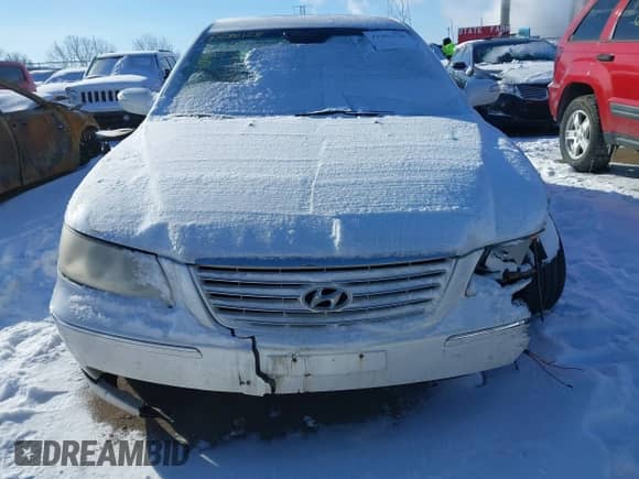 2008 Hyundai Azera Limited с VIN KMHFC46F68A256861, выставлен на аукционе IAAI как лот 41586128 с пробегом 218 770 миль миль и . История ставок и продаж доступна на DreamBid. Изображение 12.