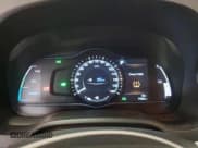 ✅ 2017 Hyundai Ioniq SEL • VIN: KMHC75LC3HU044845 • Лот: 56761175. Опубликован ранее на Copart с пробегом 77 655 миль. Бесплатный доступ к архиву аукционных продаж из США и подробный отчёт об истории автомобиля на DreamBid. Изображение 9.