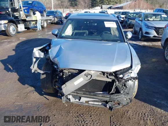 ✅ 2019 Audi Q3 Premium • VIN: WA1AECF3XK1069696 • Lot: 41698906. Listed on IAAI with 29,713 mi. Free auction sales archive from the USA and detailed vehicle history report at DreamBid. Image 11.