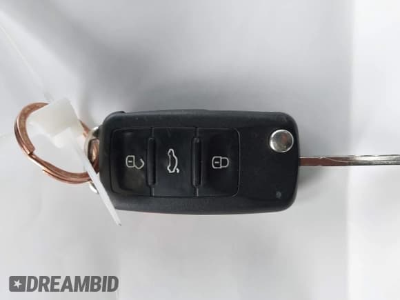 ✅ 2012 Volkswagen Jetta • VIN: 3VW2K7AJ1CM315472 • Lot: 43784260. Listed on IAAI with 170,349 mi. Free auction sales archive from the USA and detailed vehicle history report at DreamBid. Image 11.