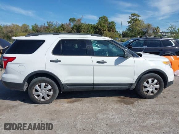 ✅ 2014 Ford Explorer • VIN: 1FM5K8B87EGB96532 • Lot: 41808085. Wystawiony na IAAI z przebiegiem 182 083 mil. Bezpłatny archiwum sprzedaży aukcyjnych z USA i szczegółowy raport historii pojazdu na DreamBid. Zdjęcie 13.