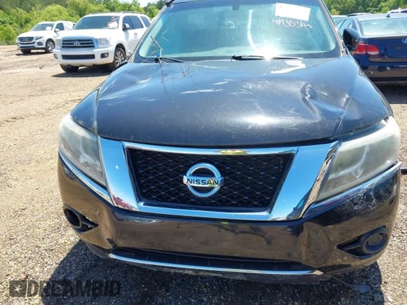 ✅ 2016 Nissan Pathfinder SV • VIN: 5N1AR2MN7GC659998 • Lot: 41935314. Listed on IAAI with 96,186 mi. Free auction sales archive from the USA and detailed vehicle history report at DreamBid. Image 18.