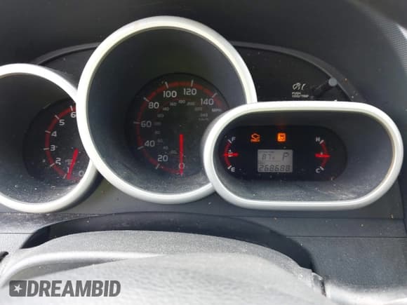 ✅ 2009 Pontiac Vibe 1SB • VIN: 5Y2SP67099Z414478 • Lot: 43145359. Listed on IAAI with 268,688 mi. Free auction sales archive from the USA and detailed vehicle history report at DreamBid. Image 7.