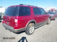 ✅ 2004 Ford Explorer Eddie Bauer • VIN: 1FMDU74KX4UA68312 • Lot: 42161210. Wystawiony na IAAI z przebiegiem 197 540 mil. Bezpłatny archiwum sprzedaży aukcyjnych z USA i szczegółowy raport historii pojazdu na DreamBid. Zdjęcie 4.