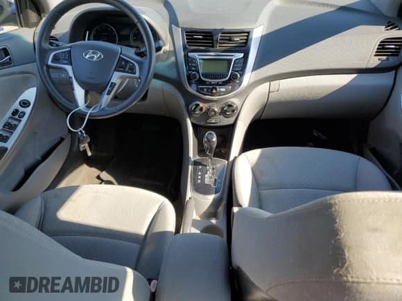 ✅ 2012 Hyundai Accent SE • VIN: KMHCU5AE1CU053856 • Лот: 60115334. Опубликован ранее на Copart с пробегом 48 753 миль. Бесплатный доступ к архиву аукционных продаж из США и подробный отчёт об истории автомобиля на DreamBid. Изображение 8.