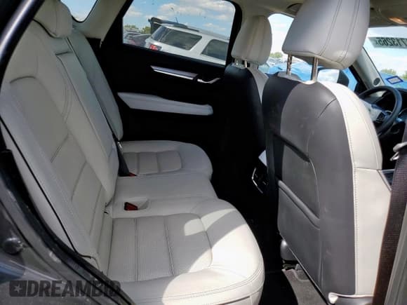 ✅ 2025 Mazda CX-5 S Premium Plus • VIN: JM3KFBEM8S0586018 • Lot: 81713265. Wystawiony na Copart z przebiegiem 5 858 mil. Bezpłatny archiwum sprzedaży aukcyjnych z USA i szczegółowy raport historii pojazdu na DreamBid. Zdjęcie 11.