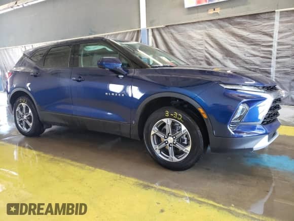 2023 Chevrolet Blazer LT with VIN 3GNKBCR4XPS148189, listed as a Copart auction lot 60291504 with 45,699 mi miles and Clean title. Bid and sale history available at DreamBid. Image 4.