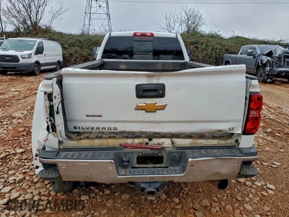 ✅ 2018 Chevrolet Silverado 3500HD LT • VIN: 1GC4KZEY1JF109841 • Лот: 81680695. Опубликован ранее на Copart с пробегом Не указан. Бесплатный доступ к архиву аукционных продаж из США и подробный отчёт об истории автомобиля на DreamBid. Изображение 6.