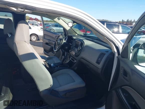 ✅ 2021 Chevrolet Colorado 4WD Work Truck • VIN: 1GCHTBEN5M1231244 • Lot: 43506599. Listed on IAAI with 111,432 mi. Free auction sales archive from the USA and detailed vehicle history report at DreamBid. Image 5.