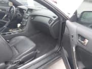 ✅ 2013 Hyundai Genesis Coupe R-Spec • VIN: KMHHU6KJ9DU089240 • Lot: 41451355. Wystawiony na IAAI z przebiegiem 163 850 mil. Bezpłatny archiwum sprzedaży aukcyjnych z USA i szczegółowy raport historii pojazdu na DreamBid. Zdjęcie 5.