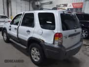 ✅ 2006 Ford Escape XLT • VIN: 1FMCU93156KC93719 • Lot: 41995488. Listed on IAAI with 218,213 mi. Free auction sales archive from the USA and detailed vehicle history report at DreamBid. Image 3.