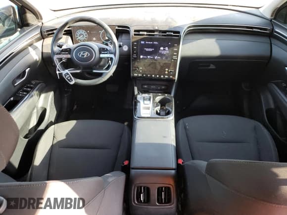 ✅ 2022 Hyundai Tucson SEL Convenience • VIN: KM8JFCA11NU045617 • Lot: 68846124. Wystawiony na Copart z przebiegiem 32 918 mil. Bezpłatny archiwum sprzedaży aukcyjnych z USA i szczegółowy raport historii pojazdu na DreamBid. Zdjęcie 8.