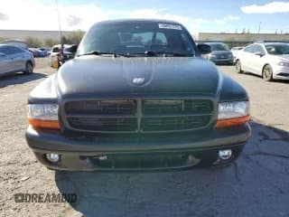 ✅ 2000 Dodge Dakota Sport • VIN: 1B7GL2AXXYS723142 • Lot: 48067275. Wystawiony na Copart z przebiegiem 186 690 mil. Bezpłatny archiwum sprzedaży aukcyjnych z USA i szczegółowy raport historii pojazdu na DreamBid. Zdjęcie 5.