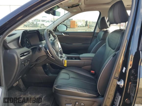 ✅ 2024 Hyundai Palisade Limited • VIN: KM8R5DGE4RU695621 • Лот: 86530424. Опубликован ранее на Copart с пробегом 15 251 миль. Бесплатный доступ к архиву аукционных продаж из США и подробный отчёт об истории автомобиля на DreamBid. Изображение 7.