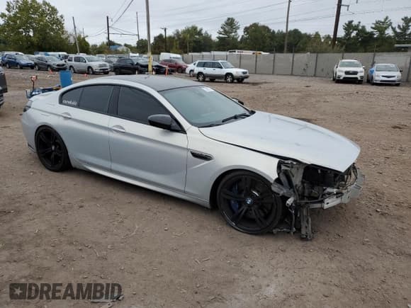 ✅ 2015 BMW M6 • VIN: WBS6C9C55FD467907 • Lot: 72682374. Wystawiony na Copart z przebiegiem 25 841 mil. Bezpłatny archiwum sprzedaży aukcyjnych z USA i szczegółowy raport historii pojazdu na DreamBid. Zdjęcie 4.