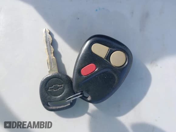 ✅ 2002 Chevrolet Silverado 1500 LS • VIN: 2GCEK19V021349946 • Лот: 43814872. Опубликован ранее на IAAI с пробегом 110 002 миль. Бесплатный доступ к архиву аукционных продаж из США и подробный отчёт об истории автомобиля на DreamBid. Изображение 11.