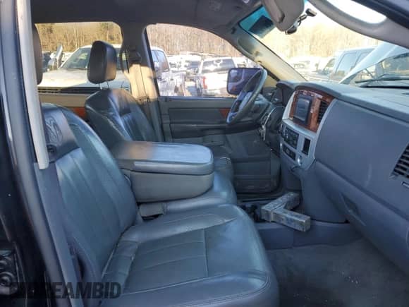 2006 Dodge 3500 SLT z VIN 3D7MX49C46G223623, wystawiony jako Copart lot #89197525 z przebiegiem 181 773 mil mil oraz Nie do naprawy • Non repairable. Historia ofert i sprzedaży dostępna na DreamBid. Obrazek 7.