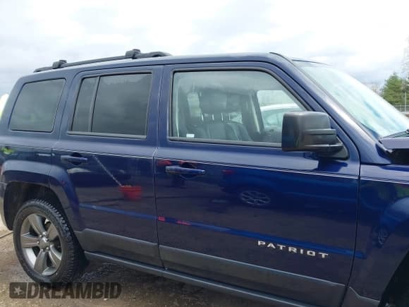 ✅ 2015 Jeep Patriot Latitude • VIN: 1C4NJRFB5FD270374 • Лот: 42039211. Опубликован ранее на IAAI с пробегом 106 665 миль. Бесплатный доступ к архиву аукционных продаж из США и подробный отчёт об истории автомобиля на DreamBid. Изображение 13.