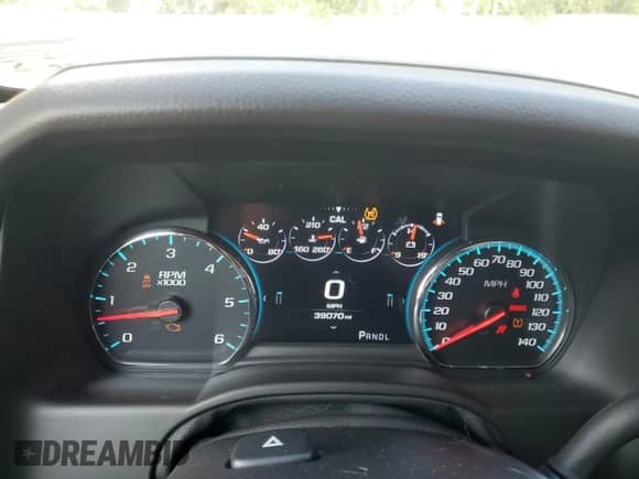 2019 Chevrolet Tahoe Premier z VIN 1GNSKCKJ9KR210595, wystawiony jako Copart lot #61662255 z przebiegiem 39 070 mil mil oraz Szkoda całkowita • Salvage title. Historia ofert i sprzedaży dostępna na DreamBid. Obrazek 9.