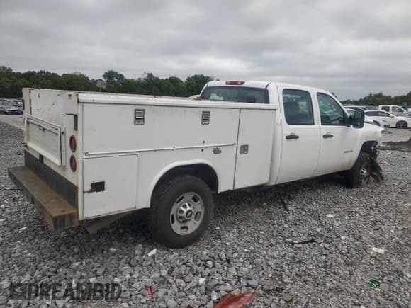 ✅ 2013 Chevrolet Silverado 2500HD Work Truck • VIN: 1GC1CVCG3DF183804 • Lot: 67389095. Wystawiony na Copart z przebiegiem Nie podano. Bezpłatny archiwum sprzedaży aukcyjnych z USA i szczegółowy raport historii pojazdu na DreamBid. Zdjęcie 3.
