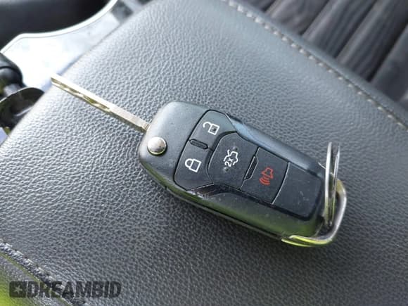 ✅ 2016 Ford Fusion SE • VIN: 3FA6P0H70GR375524 • Lot: 42133376. Listed on IAAI with 146,000 mi. Free auction sales archive from the USA and detailed vehicle history report at DreamBid. Image 11.