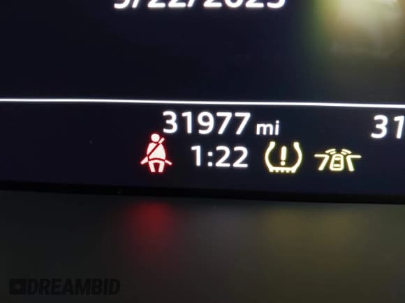 ✅ 2019 Audi e-tron Premium Plus • VIN: WA1LAAGEXKB021974 • Lot: 43271469. Listed on IAAI with 31,977 mi. Free auction sales archive from the USA and detailed vehicle history report at DreamBid. Image 16.