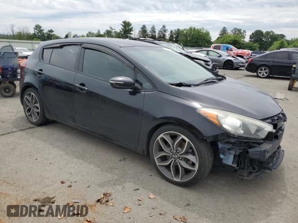 ✅ 2015 Kia Forte SX • VIN: KNAFZ5A37F5283057 • Лот: 64179155. Опубликован ранее на Copart с пробегом 111 962 миль. Бесплатный доступ к архиву аукционных продаж из США и подробный отчёт об истории автомобиля на DreamBid. Изображение 4.