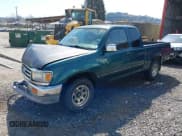 ✅ 1998 Toyota T100 DX • VIN: JT4TN12D0W0039636 • Lot: 41797008. Wystawiony na IAAI z przebiegiem 244 418 mil. Bezpłatny archiwum sprzedaży aukcyjnych z USA i szczegółowy raport historii pojazdu na DreamBid. Zdjęcie 17.