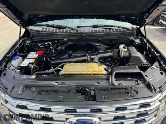 ✅ 2019 Ford Expedition Max Limited • VIN: 1FMJK1KT9KEA42633 • Лот: 68954644. Опубликован ранее на Copart с пробегом 98 210 миль. Бесплатный доступ к архиву аукционных продаж из США и подробный отчёт об истории автомобиля на DreamBid. Изображение 15.